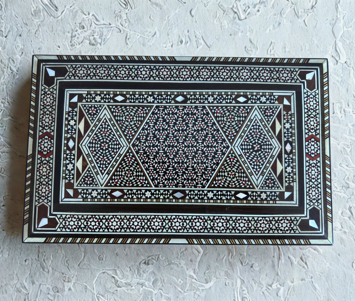 Boîte à bijoux damascène vintage de 1970, coffret en bois fait main, incrustations de nacre, trésor artisanal syrien