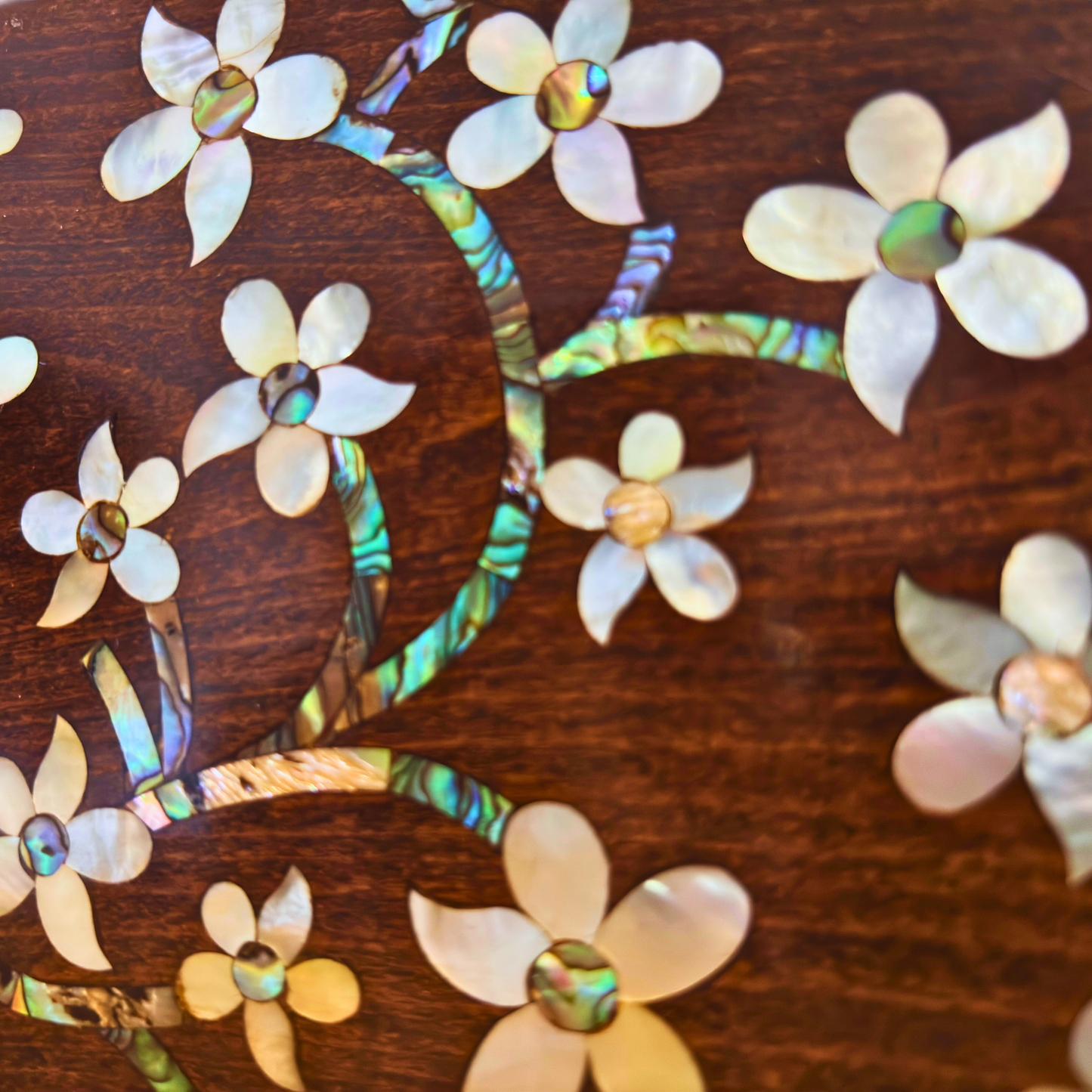 Yasmine – Luksusowa Torebka Damasceńska z Masą Perłową i Podszewką z Brokatu