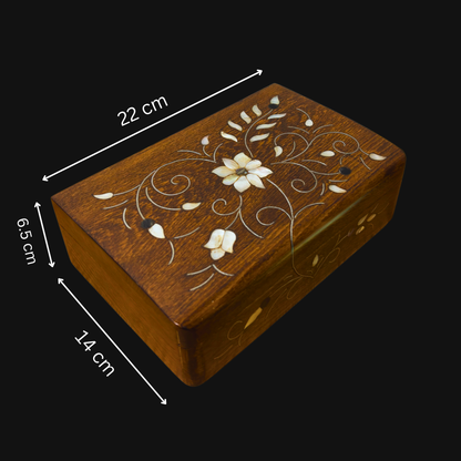 Handgefertigte Luxusbox aus Damaskus – Perlmutt & Samteleganz