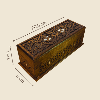 Handcrafted Luxury Carved Box – Mother of Pearl & Velvet Elegance