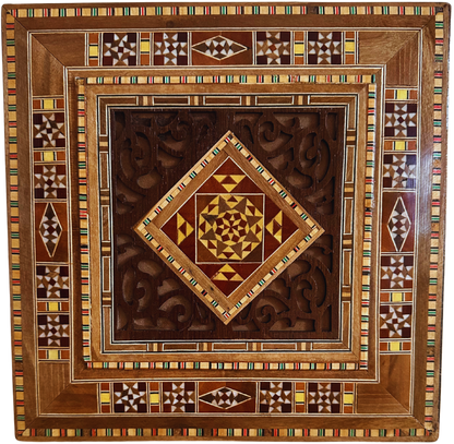 Damasceńska Szkatuła na Biżuterię – Elegancja z Aksamitem