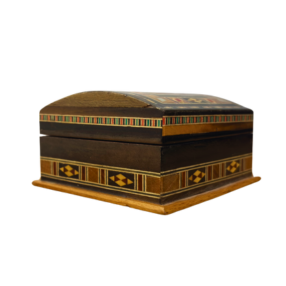 Caja de Mosaico Artesanal de Damasco – Arte Tradicional y Interior de Terciopelo