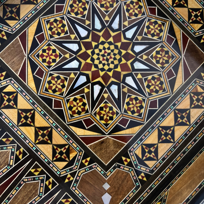 Juego de Ajedrez y Backgammon de Lujo – Arte Damasceno y Nácar
