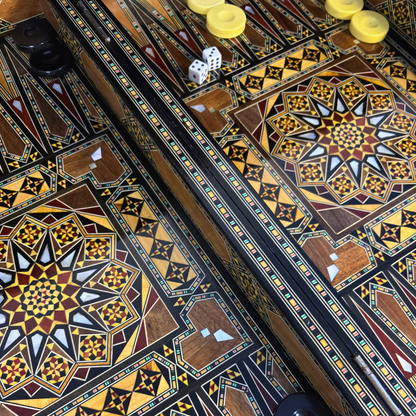 Juego de Ajedrez y Backgammon de Lujo – Arte Damasceno y Nácar