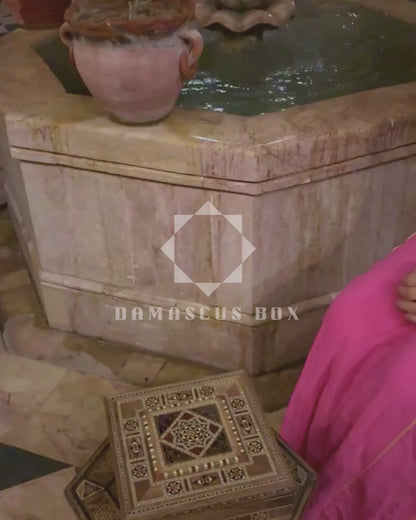 صندوق موزاييك دمشقي – تحفة فنية يدوية للمجوهرات والهدايا